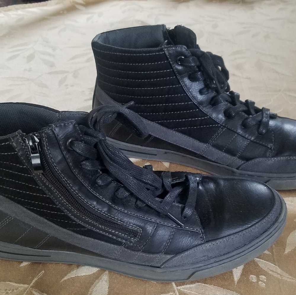 Vans M-Dagon leather shoes